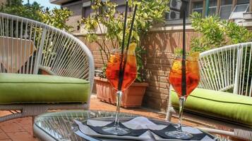 Bar (in der Unterkunft)