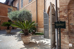 Exterior - Palazzo Galletti Abbiosi (Ravenna)