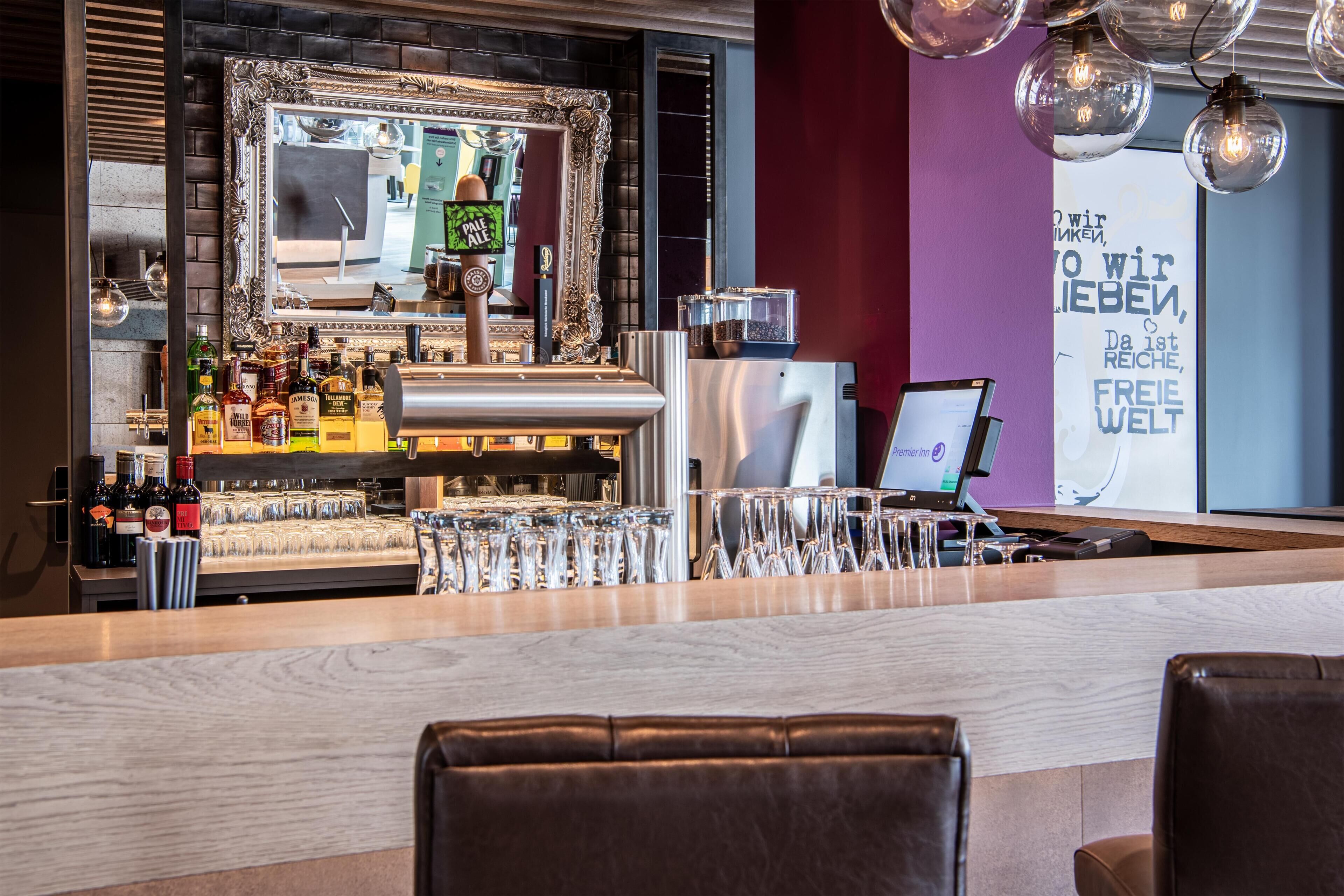 Bar (in der Unterkunft)