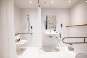 Double Room, Roll-in Shower | Accessible bathroom