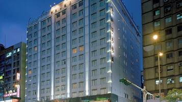 Front of property – evening/night