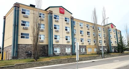 Park Hill Inn & Suites