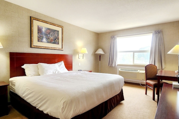 Meja kerja, setrika/meja setrika, Wi-Fi gratis, dan seprai linen