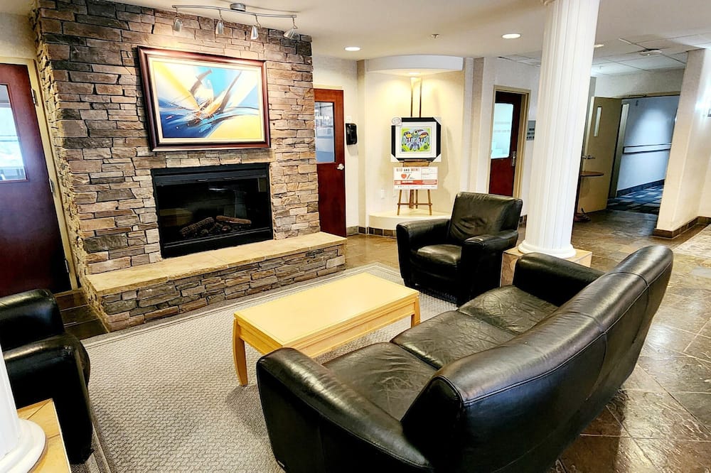 Park Hill Inn & Suites