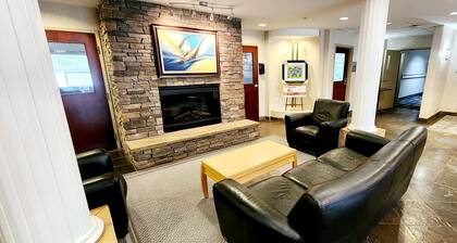 Park Hill Inn & Suites