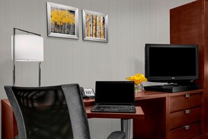 Courtyard by Marriott New York Manhattan Upper East Side