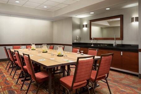Courtyard by Marriott New York Manhattan Upper East Side - Image 11