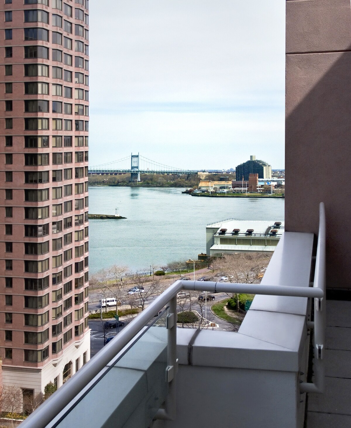 Courtyard by Marriott New York Manhattan/Upper East Side Reviews, Deals