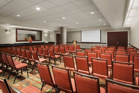 Courtyard by Marriott New York Manhattan Upper East Side - Image 30