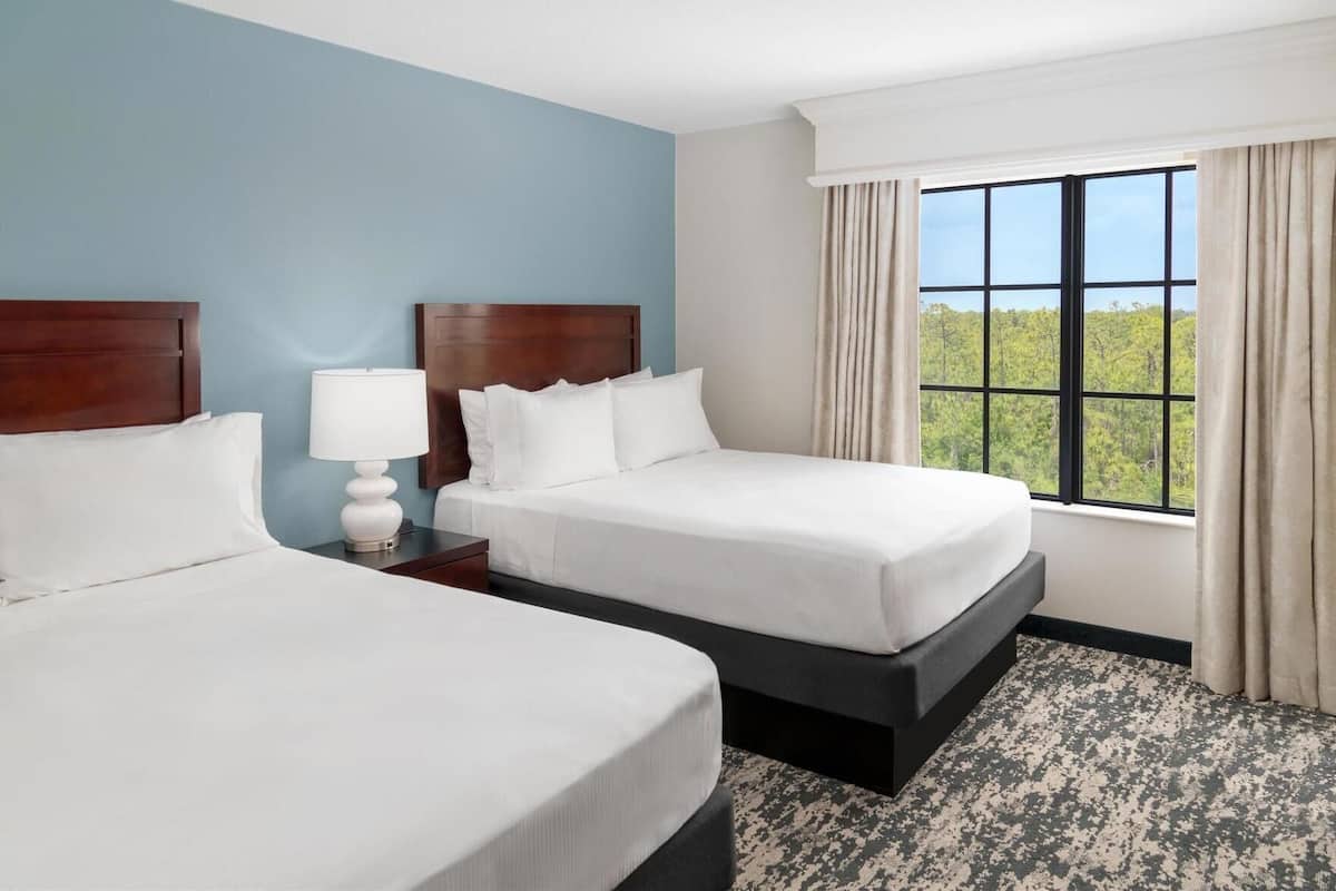 1 bedroom, premium bedding, in-room safe, desk