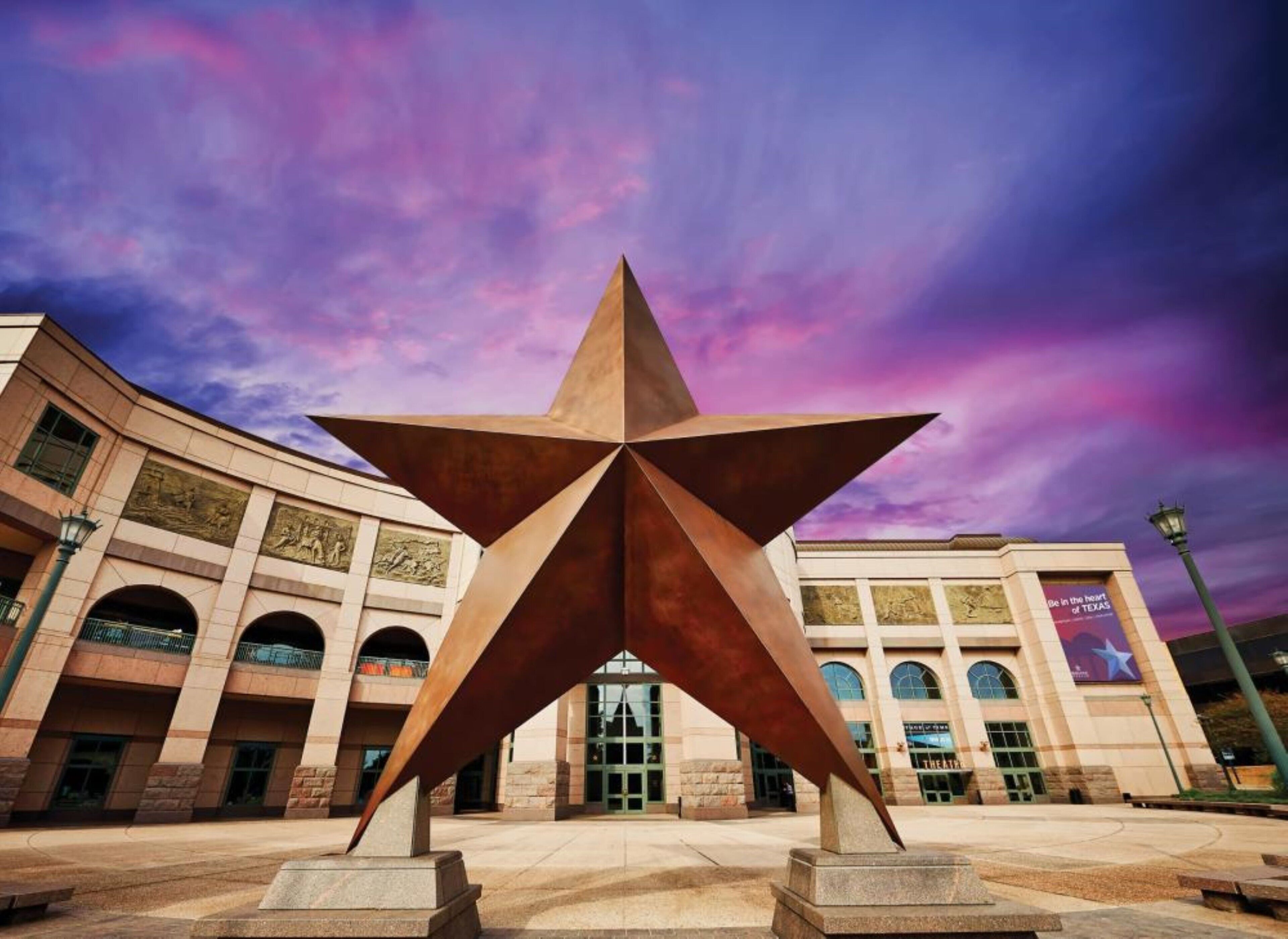 Photo - Holiday Inn Express & Suites Austin North Central by IHG