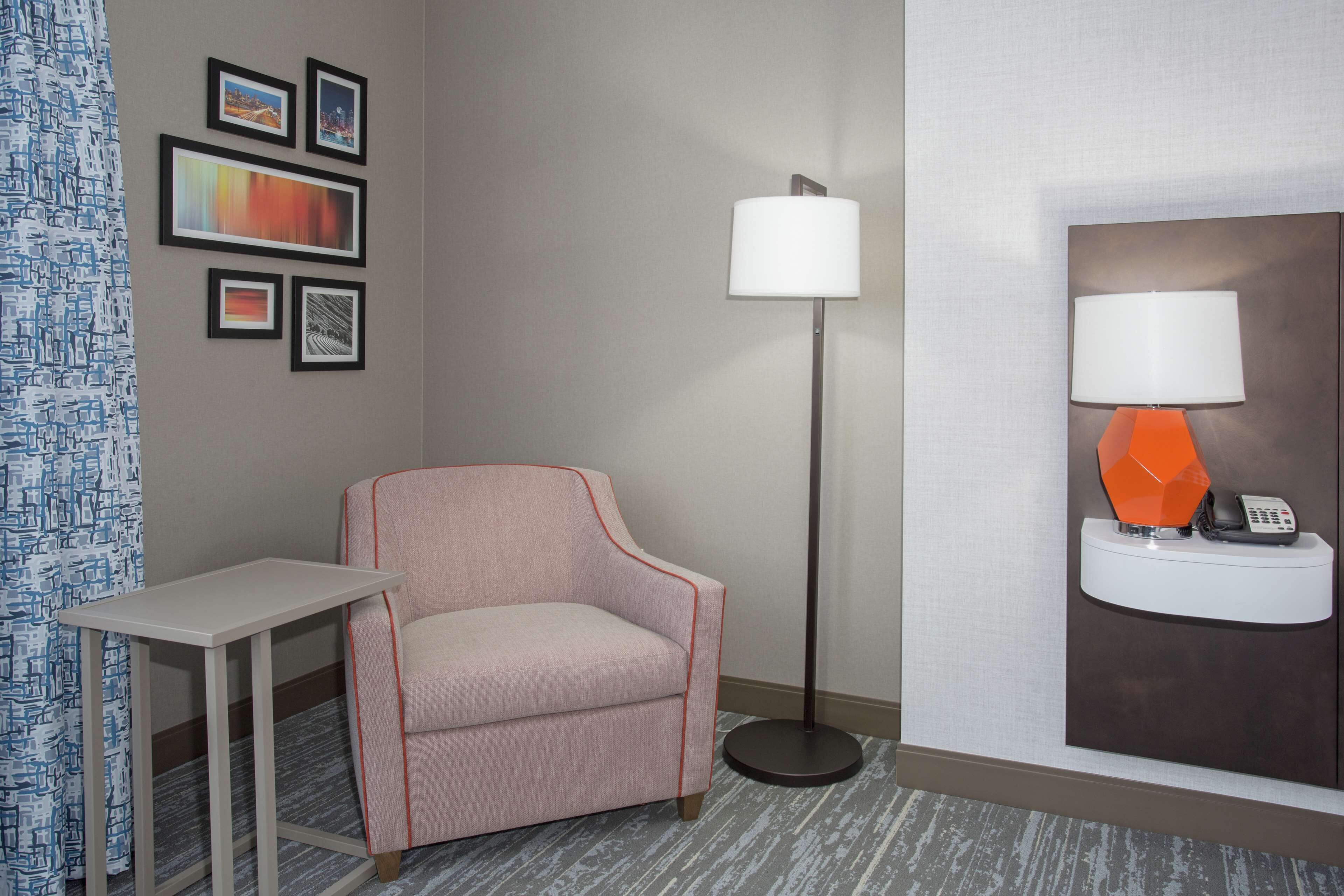 Photo - Hampton Inn & Suites Denver-Downtown