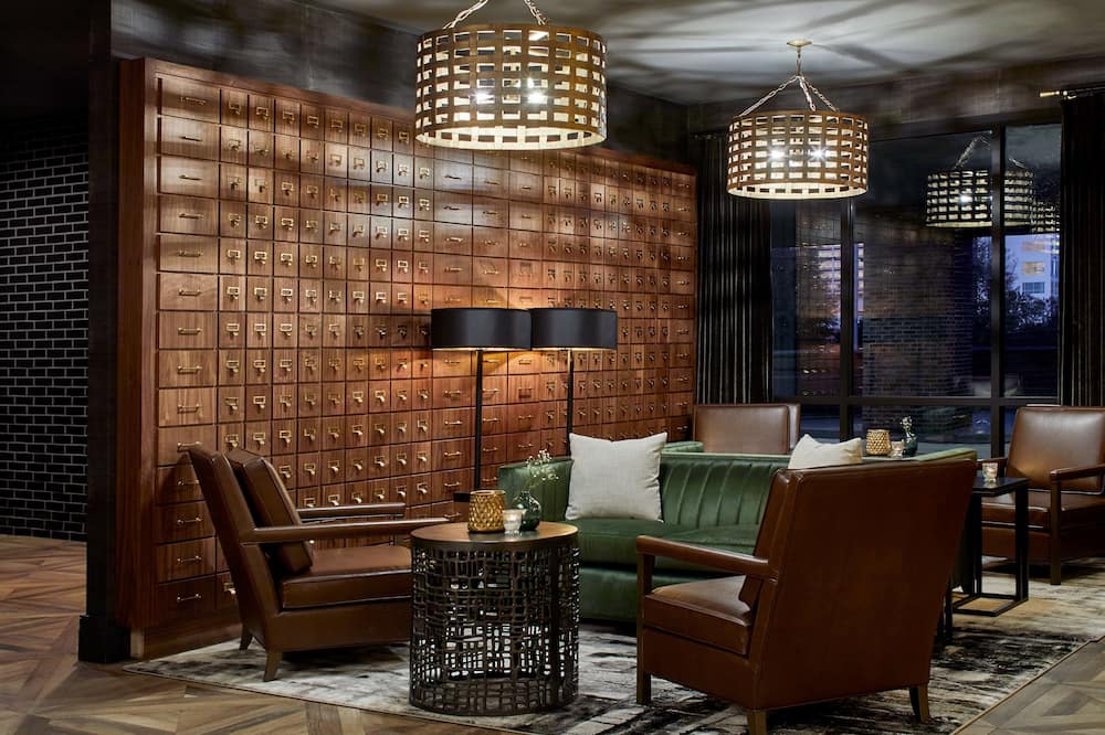 Cumberland House Knoxville, Tapestry Collection by Hilton
