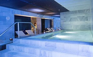 Sauna, hot tub, steam room, Turkish bath, body treatments, aromatherapy