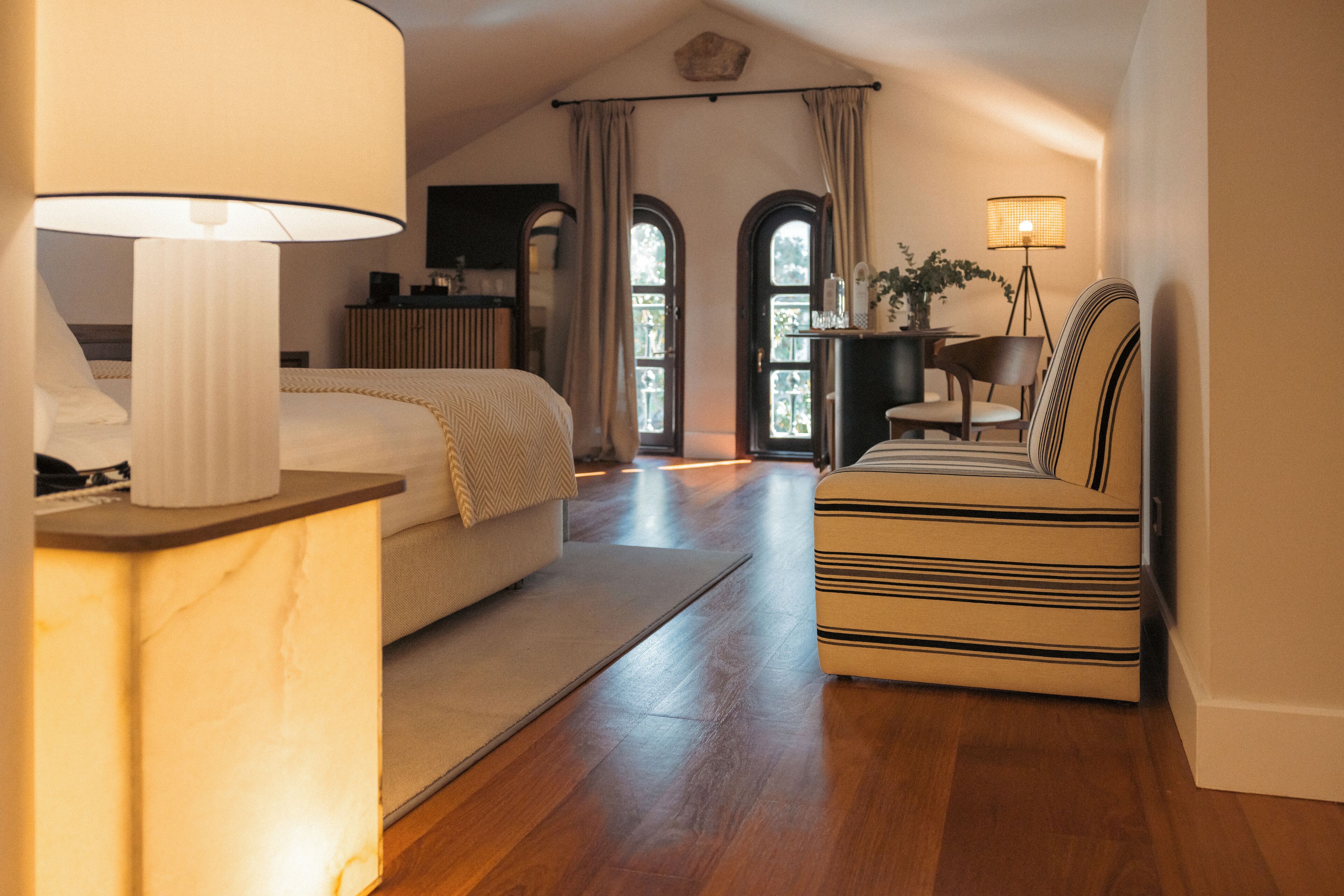 总统客房 (Palace) |  埃及棉床单、高档床上用品、羽绒被、客房内保险箱