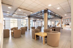 Lobby - B&B Hotel Cherasco Langhe (Cherasco)