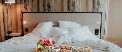 Superior dubbelrum - terrass - havsutsikt | Minibar, vÀrdeförvaringsskÄp pÄ rummet, unika möbler och skrivbord