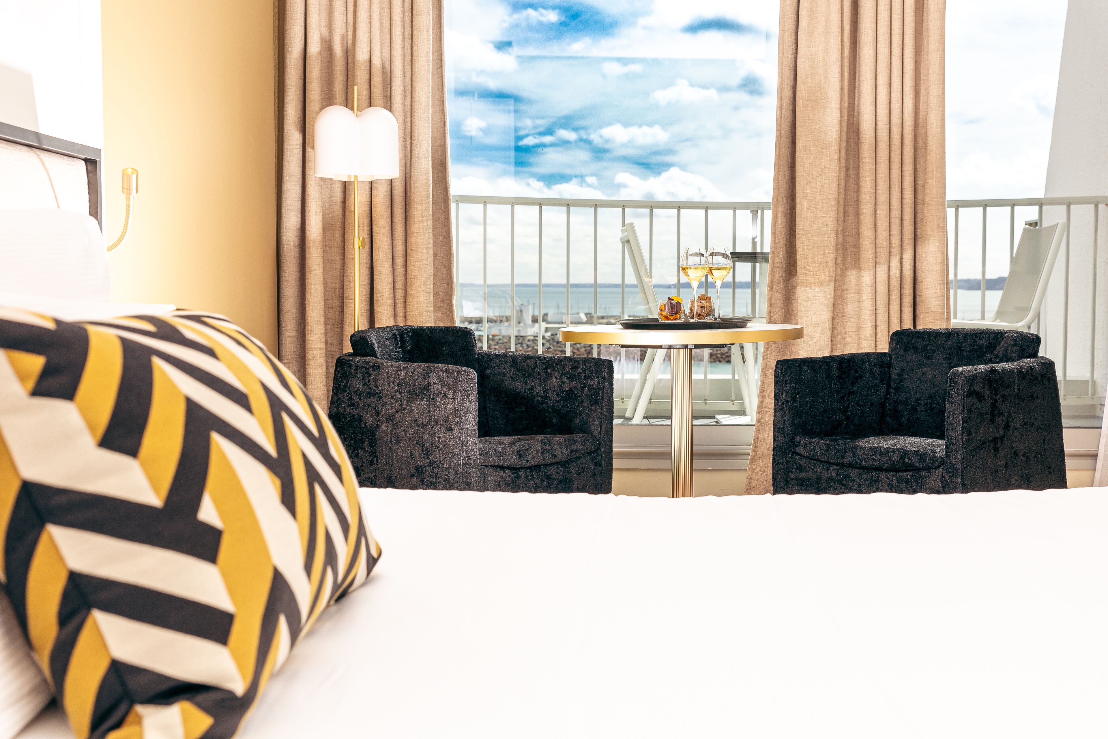 superior double room, terrace, sea view | minibar, in-room safe, individually furnished, desk