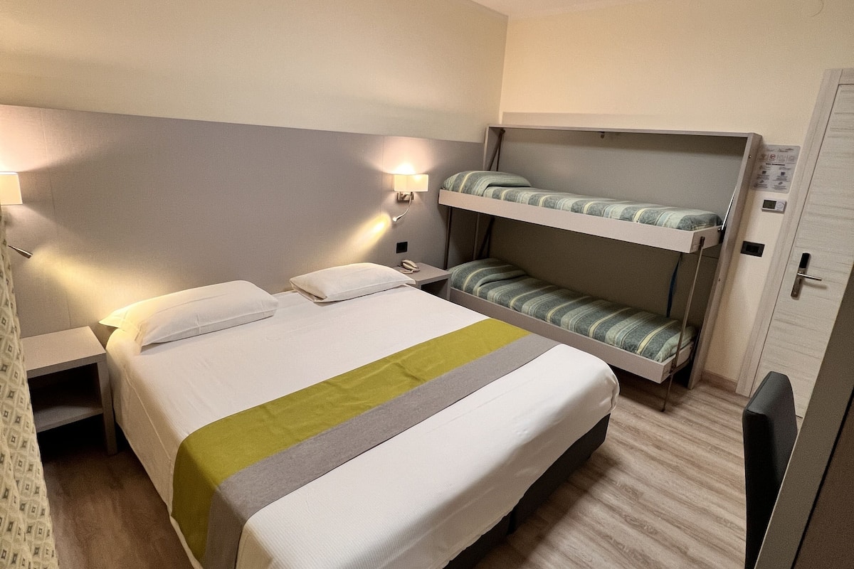 Quadruple Room | Egyptian cotton sheets, minibar, in-room safe, desk