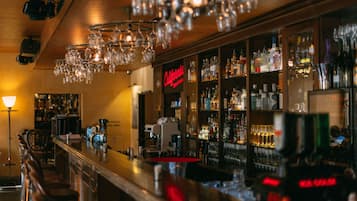 Bar (in der Unterkunft)