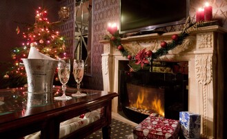 Royal Suite | Living area | TV