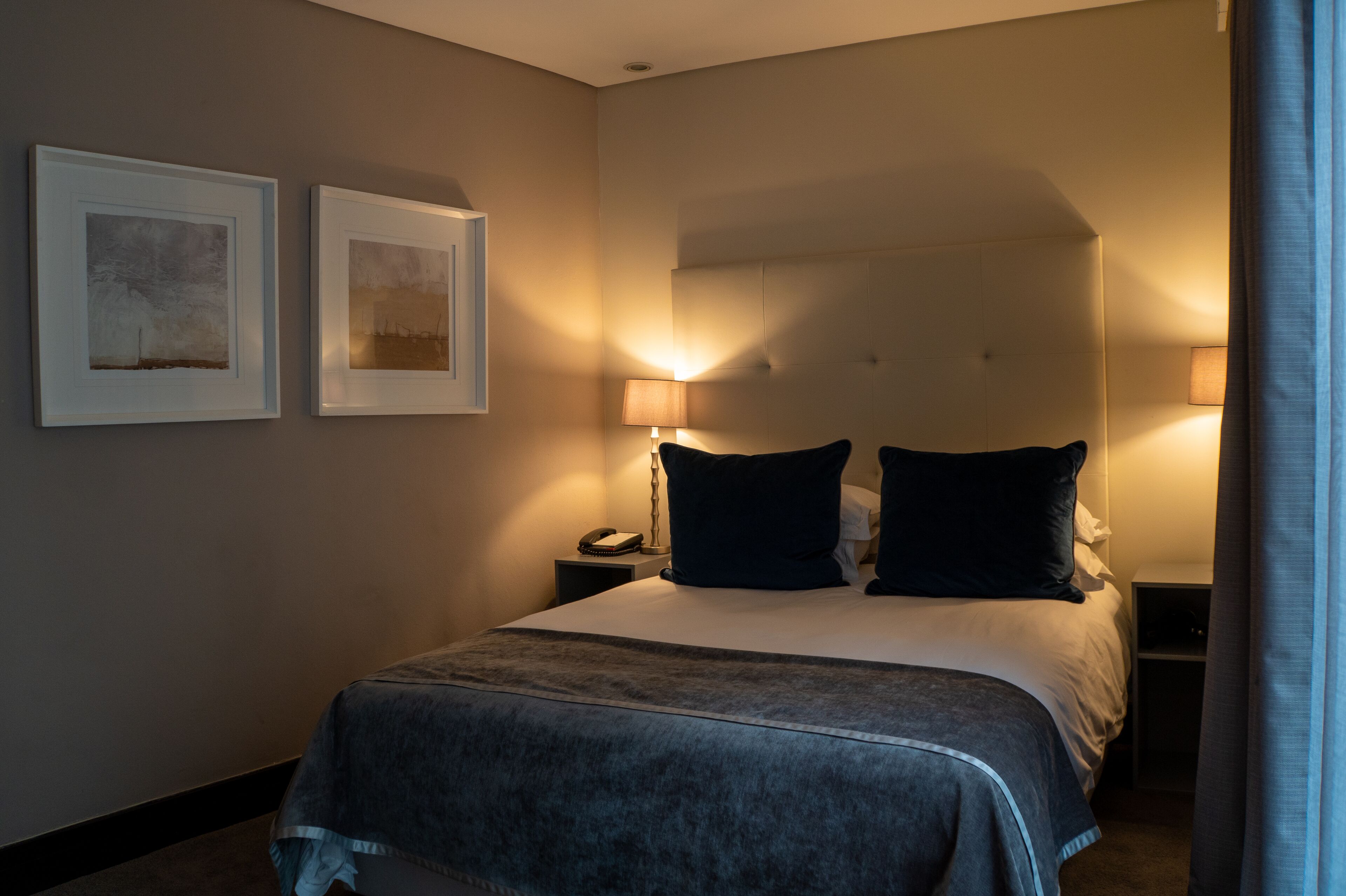 Photo - Raphael Suites