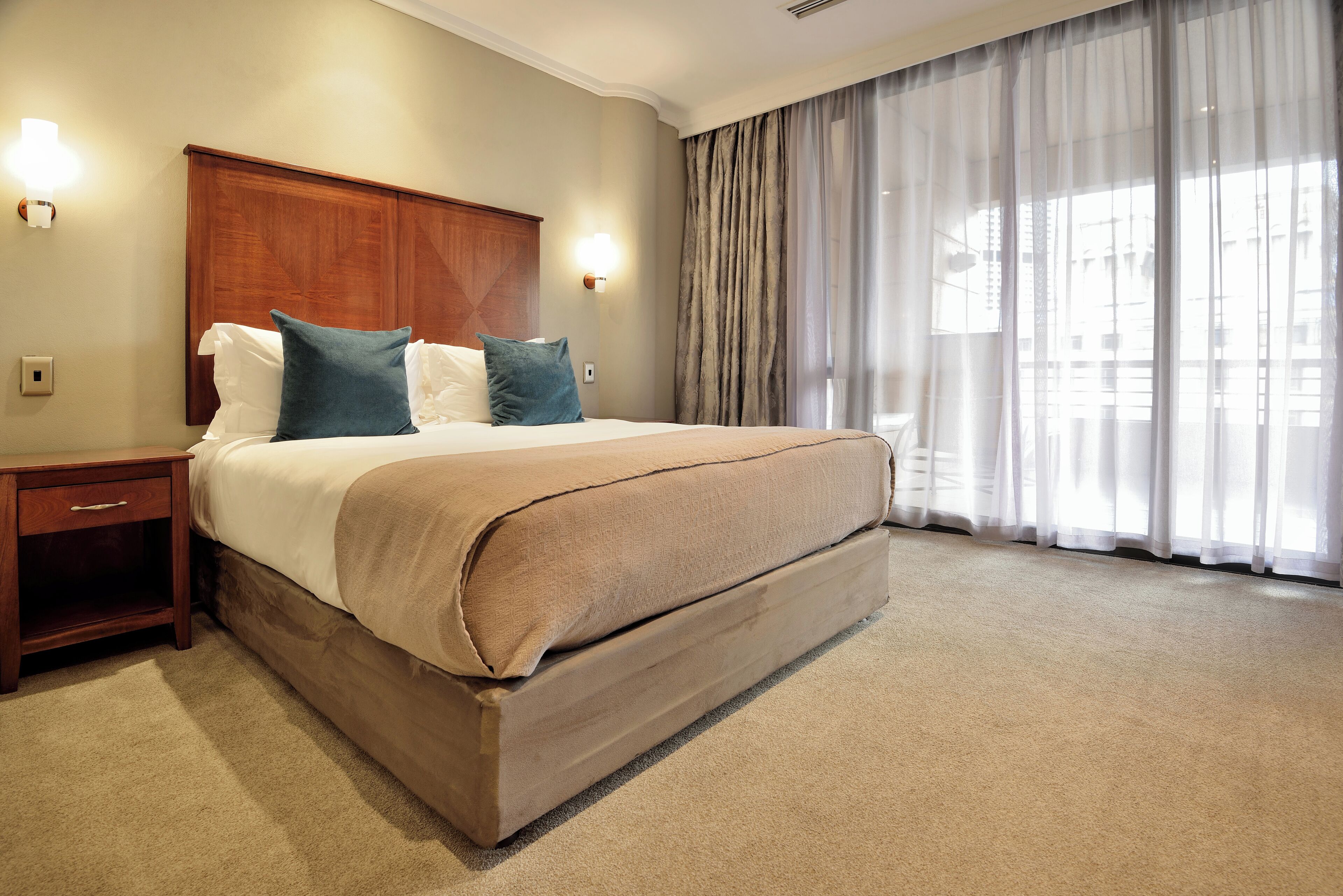 Photo - Raphael Suites