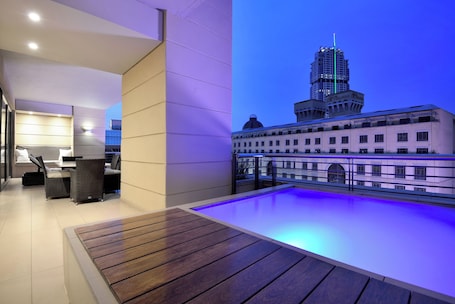 Luxury Penthouse, 2 Bedrooms | Terrace/patio