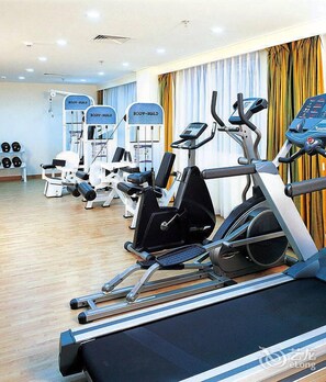 Fitness facility - Beijing Xinjiang Hotel (Beijing)