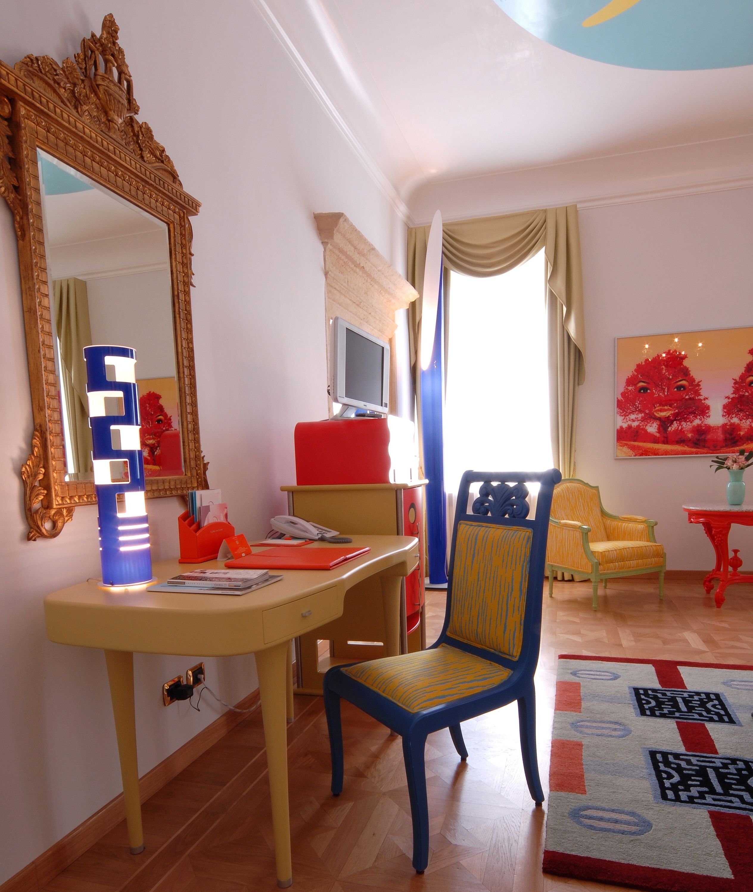 junior suite | living area | lcd tv, pay films