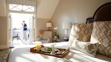 Daily full breakfast for a fee