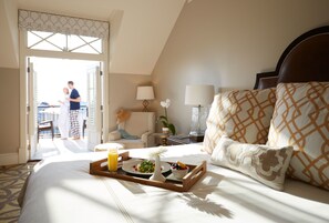 Daily full breakfast for a fee - The Pearl Hotel (Panama City Beach)