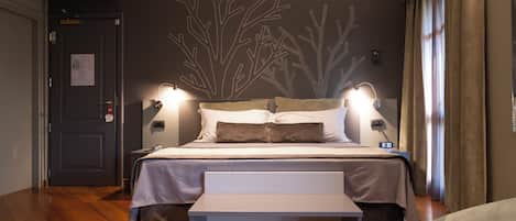 Chambre Double Exécutive | 1 chambre, couette en duvet d'oie, minibar