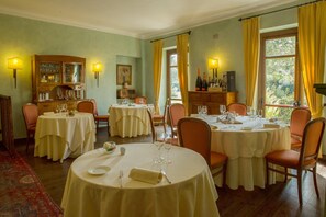 Daily buffet breakfast (EUR 10 per person)