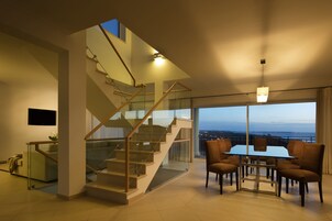 Superior Duplex, 4 Bedrooms, Ocean View, Beachside | View from room