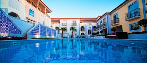 Appartement Duplex Supérieur, 4 chambres, vue océan, en bord de plage | Piscine extérieure