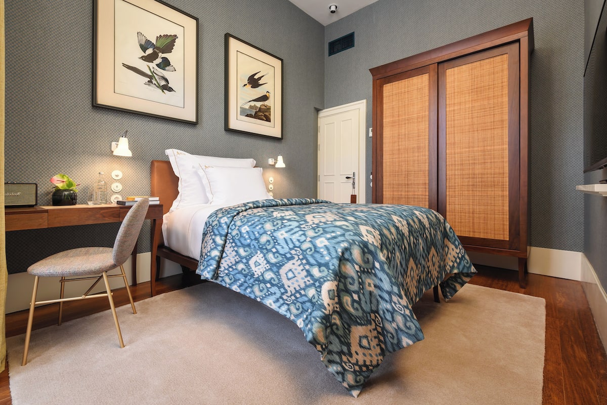 Business Single Room