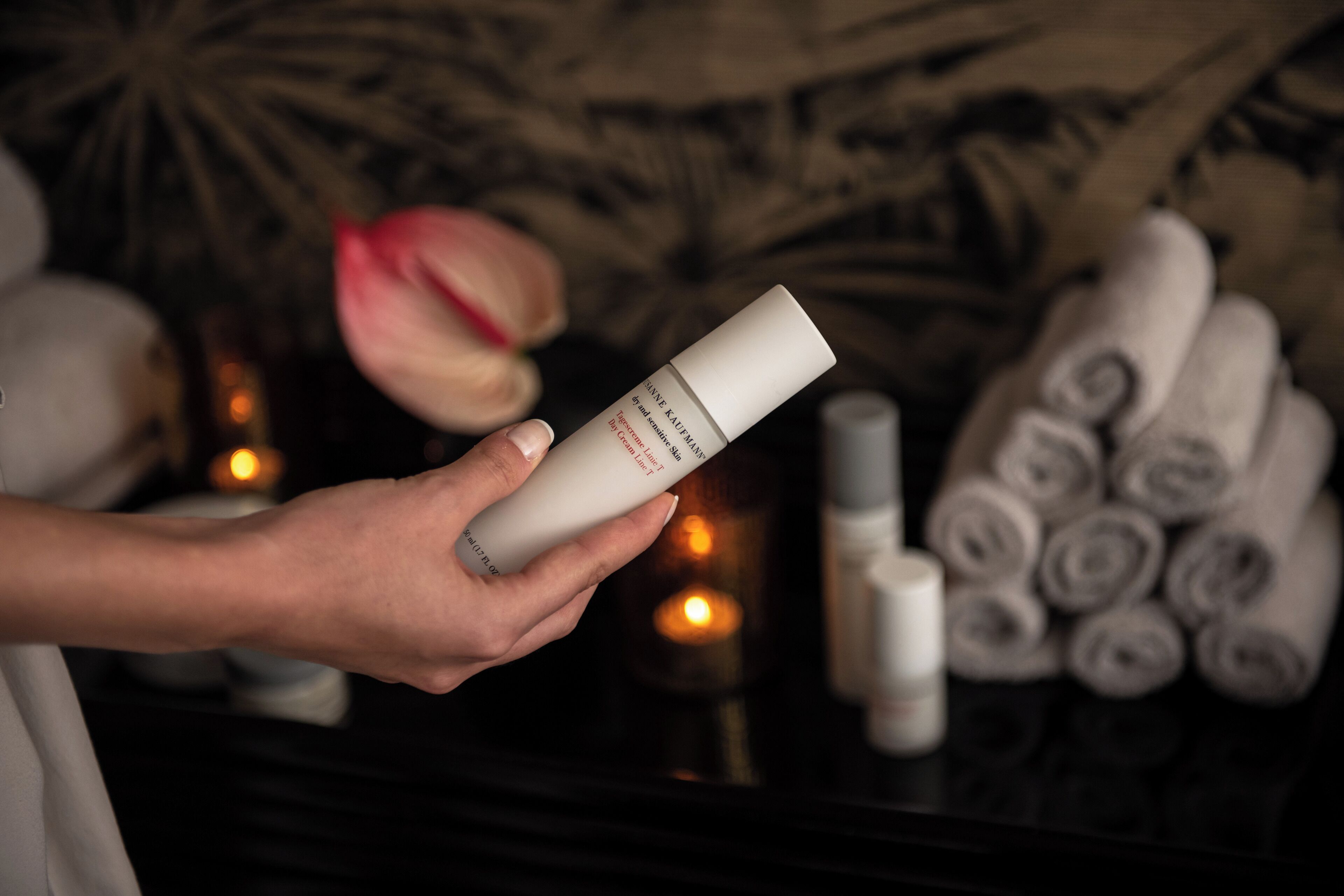 couples treatment room(s), body treatments, body wraps, body scrubs