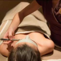 Sauna, hot tub, steam room, Turkish bath/hammam, body treatments