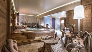 Sauna, tab panas, bilik wap, mandi tangas / hammam, rawatan badan