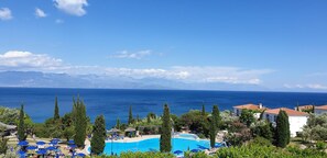 Private beach, sun-loungers, beach umbrellas