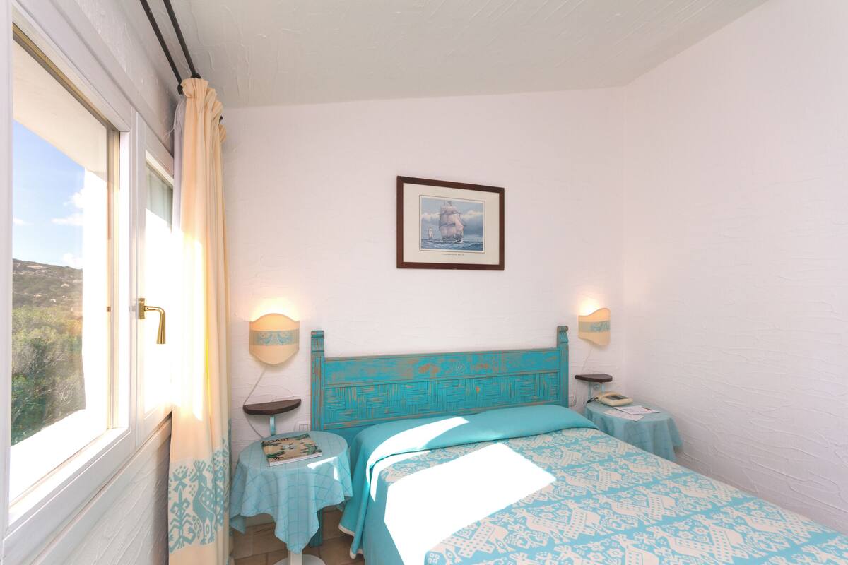 Sábanas de algodón egipcio, ropa de cama de alta calidad y minibar