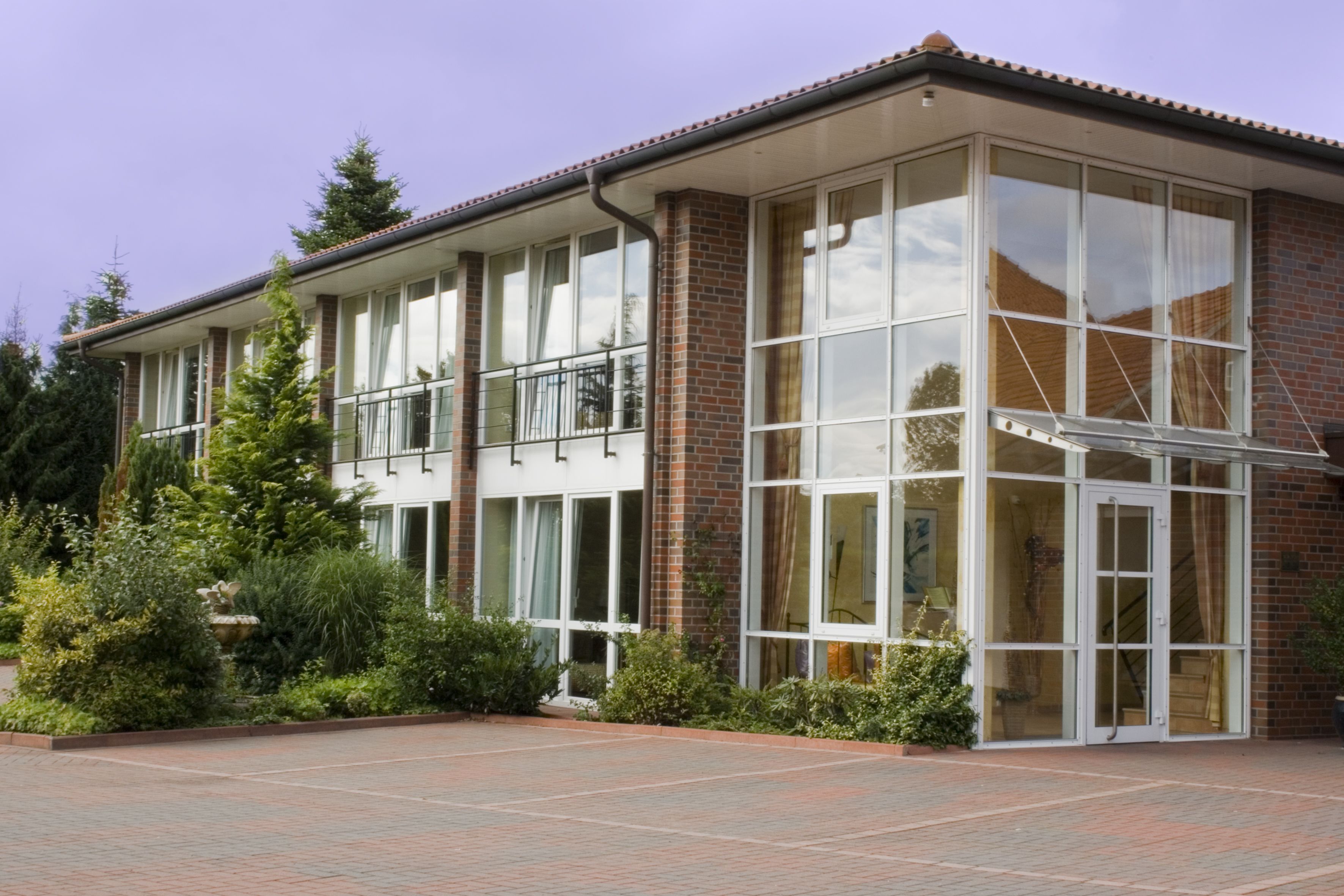 Deluxe Double Room, 1 Queen Bed | Courtyard view