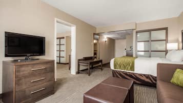Suite, Non Smoking (Upgrade) | Premium bedding, in-room safe, desk, laptop workspace