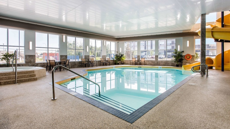 Comfort Inn & Suites Red Deer