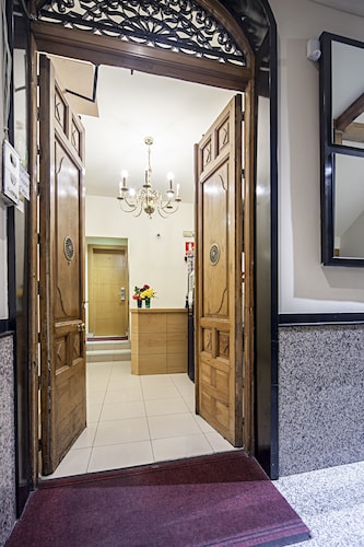 INTER Puerta del Sol - Auto Check-in