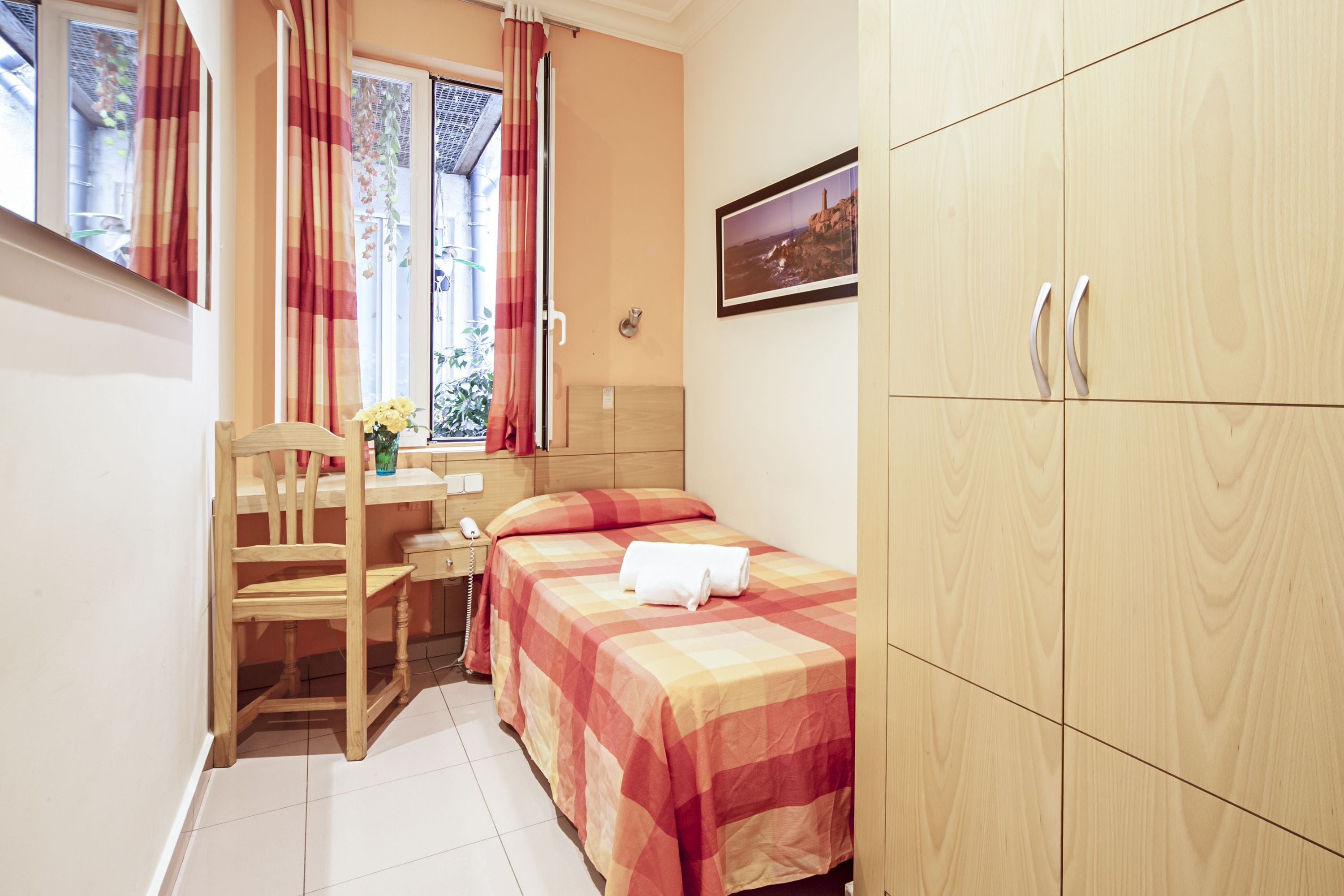 Foto - Hostal Inter Puerta del Sol AUTO CHECK IN