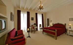 Premium bedding, memory-foam beds, in-room safe, individually decorated