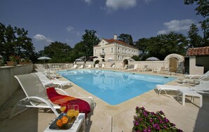 Seasonal outdoor pool - Le Manoir St Jean (Saint-Paul-d'Espis)