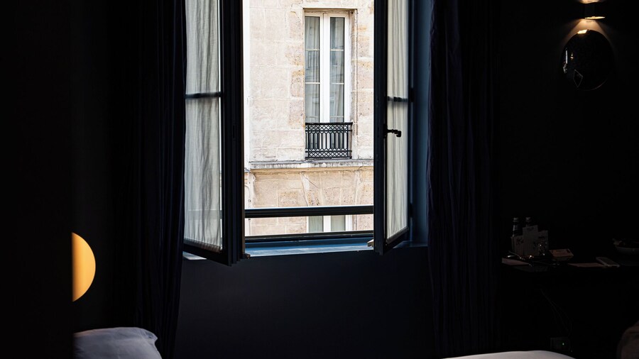 Hôtel du Petit Moulin, Haute Couture hotel by Lacroix